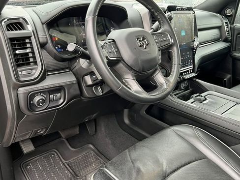 Used 2024 RAM 2500 Limited AWD/4WD image 24