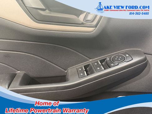 Used 2022 Ford Escape SE AWD/4WD image 11