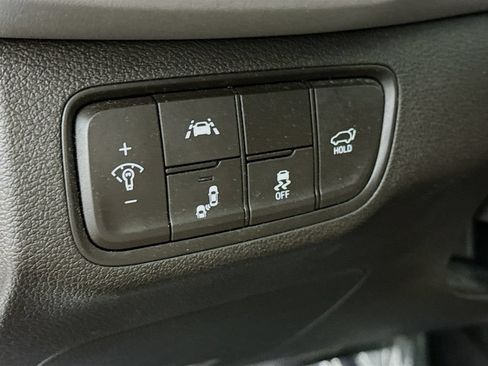 Used 2020 Hyundai Santa Fe SEL FWD image 19