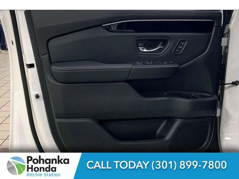 New 2025 Honda Pilot EX-L image 14