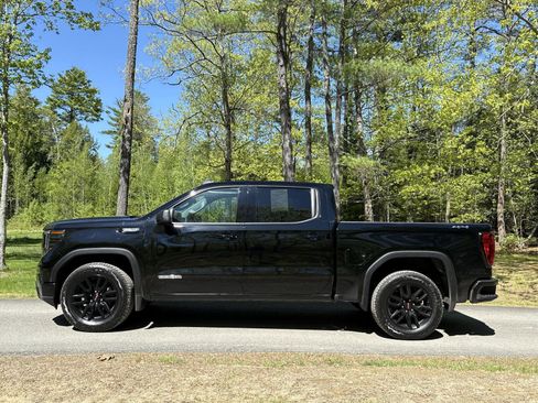 Used 2022 GMC Sierra 1500 Elevation AWD/4WD image 3