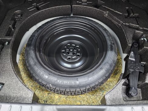 Used 2024 MAZDA MAZDA3 s image 26