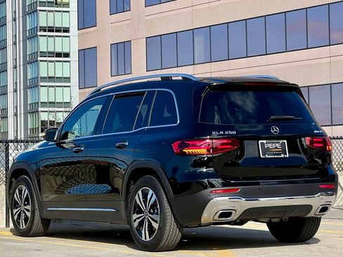 Certified 2026 Mercedes-Benz GLB 250 4MATIC image 5