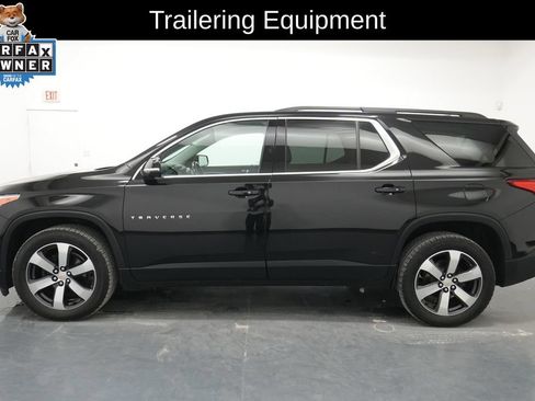 Used 2019 Chevrolet Traverse LT w/ LT Premium Package AWD/4WD image 4