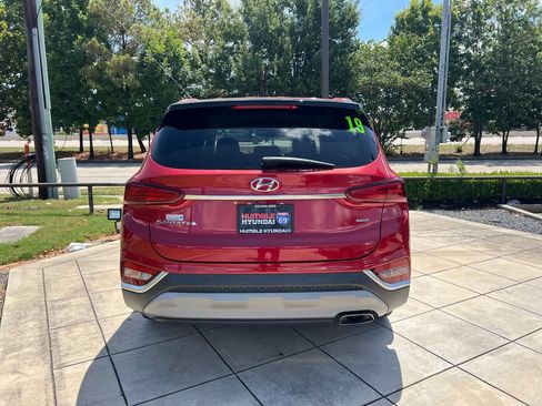 Used 2019 Hyundai Santa Fe SE AWD/4WD image 12