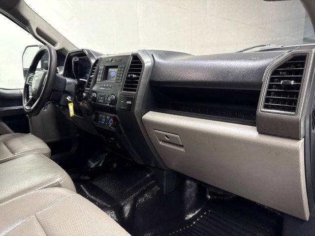 Used 2022 Ford F550 4x4 Crew Cab Super Duty w/ Power Equipment Group image 21