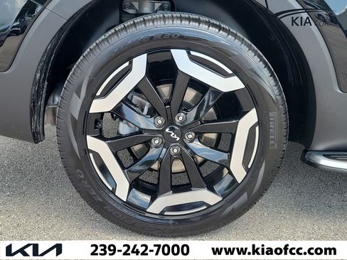 Certified 2025 Kia Telluride EX FWD image 9