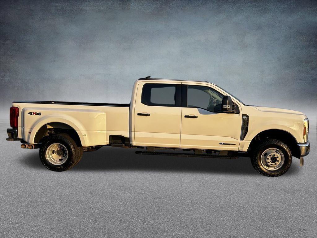 Used 2026 Ford F350 XLT AWD/4WD image 24