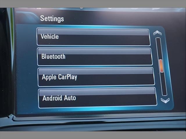 Used 2020 Buick Envision Essence w/ LPO, Cargo Package FWD image 23