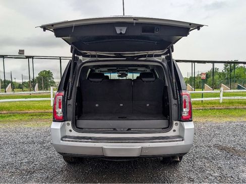 Used 2018 GMC Yukon Denali w/ Denali Ultimate Package AWD/4WD image 7