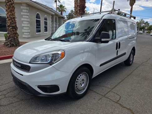 Used 2022 RAM ProMaster City Tradesman FWD image 3