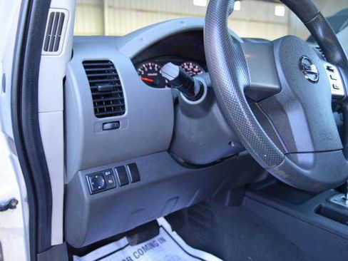 Used 2008 Nissan Xterra S w/ Supplemental Air Bag Pkg RWD image 25