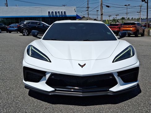 Used 2024 Chevrolet Corvette Stingray Preferred Cpe w/ Z51 Performance Package RWD image 2