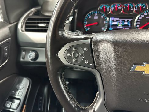 Used 2018 Chevrolet Suburban Premier image 24