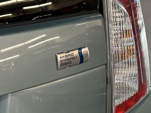 Used 2015 Toyota Prius Three FWD image 11
