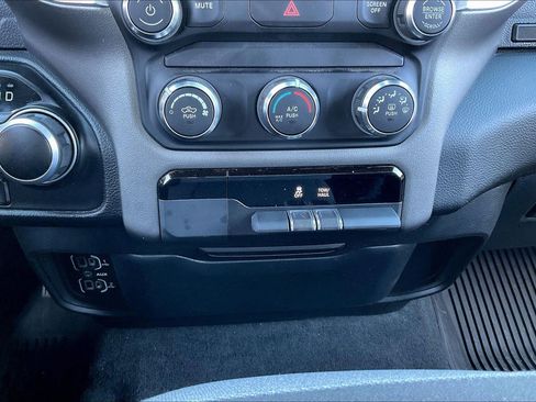 Certified 2022 RAM 1500 Big Horn image 20