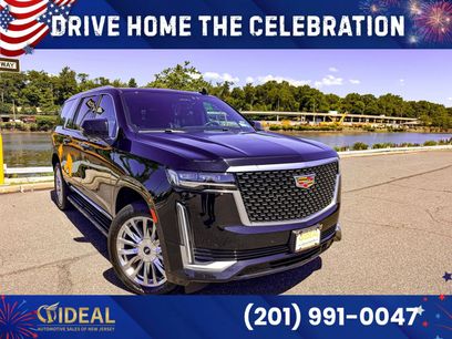 Used 2022 Cadillac Escalade ESV Premium Luxury