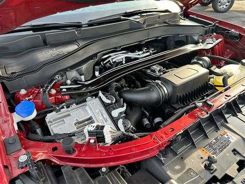 Used 2025 Ford Explorer ST image 26