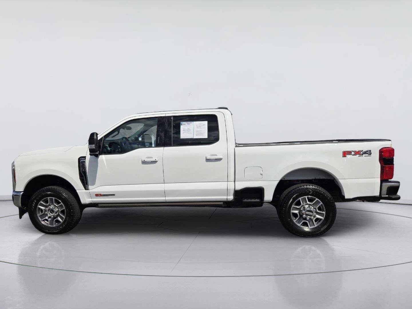 Used 2024 Ford F250 Lariat w/ Lariat Ultimate Package AWD/4WD image 5