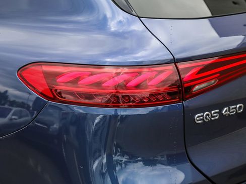 Used 2023 Mercedes-Benz EQS 450+ 4MATIC SUV w/ AMG Line Exterior Package image 8