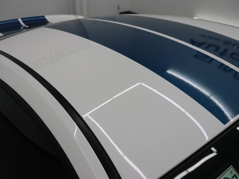 Used 2011 Ford Mustang GT Premium RWD image 4