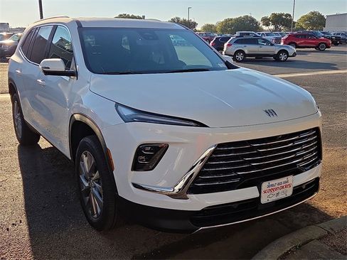 New 2026 Buick Enclave Preferred w/ Power Package image 5