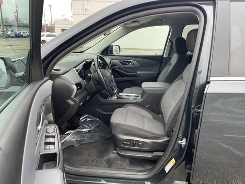 Used 2020 Chevrolet Traverse LT image 21