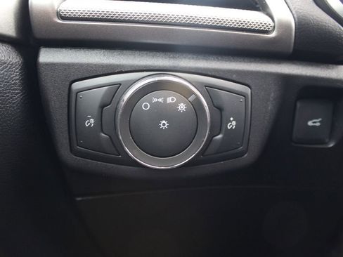Used 2017 Ford Fusion SE FWD image 20