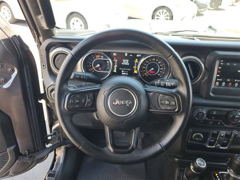 Used 2021 Jeep Wrangler Unlimited Sport image 21