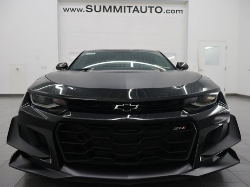 Used 2019 Chevrolet Camaro ZL1 RWD image 22