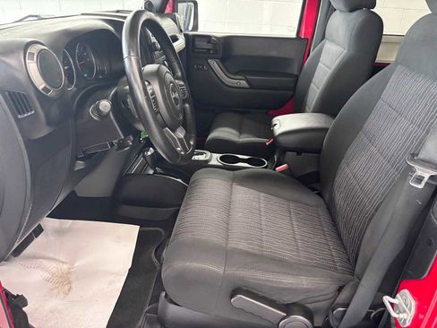 Used 2011 Jeep Wrangler Sport AWD/4WD image 13