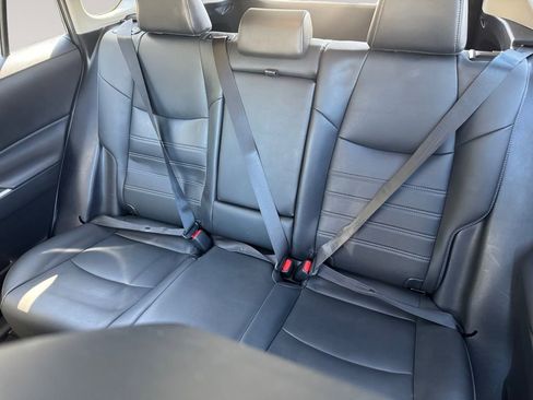 Used 2021 Toyota RAV4 XLE Premium image 13