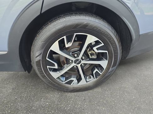 Used 2023 Kia Sportage EX FWD image 30