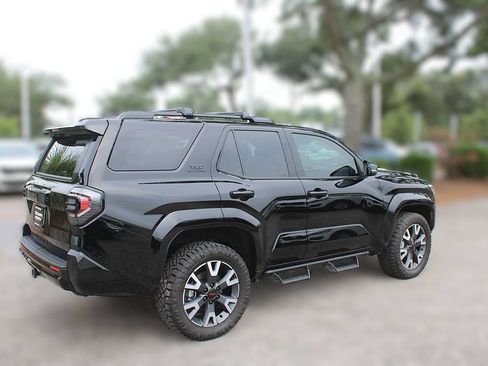 Used 2025 Toyota 4Runner TRD Sport AWD/4WD image 6