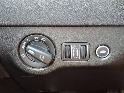 Used 2021 Dodge Charger Scat Pack w/ Driver Convenience Group image 22