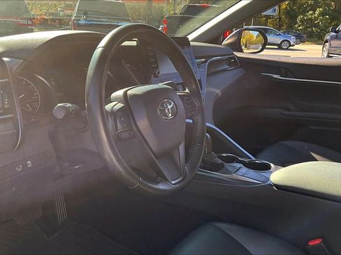 Used 2023 Toyota Camry SE image 13
