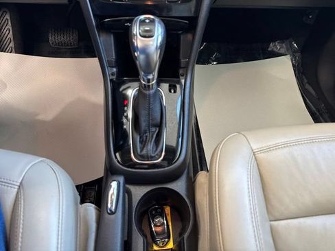 Used 2019 Buick Encore Essence w/ Experience Buick Package AWD/4WD image 24