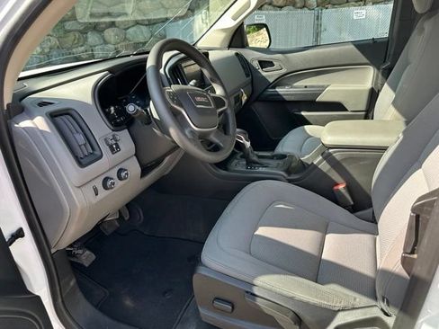 Used 2022 GMC Canyon Elevation Standard w/ Convenience Package AWD/4WD image 9