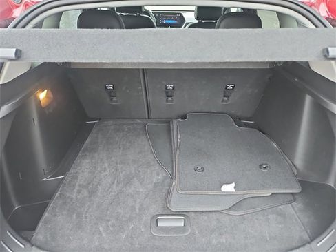 Used 2025 Chevrolet Trax LT w/ LT Convenience Package image 23