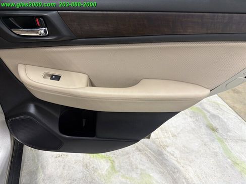 Used 2015 Subaru Outback 2.5i Limited AWD/4WD image 26