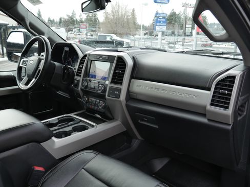 Certified 2021 Ford F350 Lariat image 30