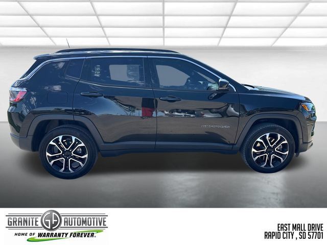 Used 2023 Jeep Compass Limited AWD/4WD image 7