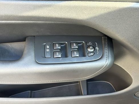 Certified 2025 Volvo XC60 B5 Plus AWD/4WD image 12