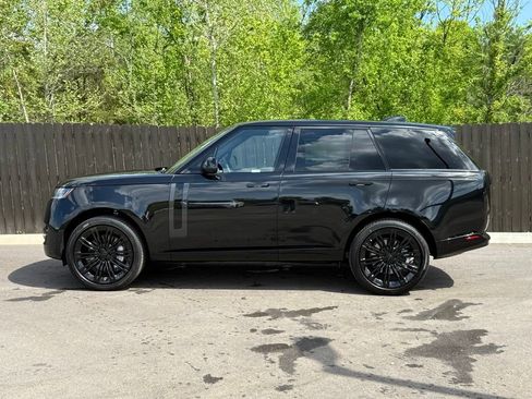 New 2026 Land Rover Range Rover SE AWD/4WD image 2