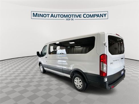 Used 2023 Ford Transit 350 XLT image 6