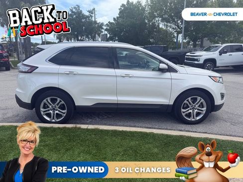Used 2018 Ford Edge Titanium w/ Technology Package FWD image 3