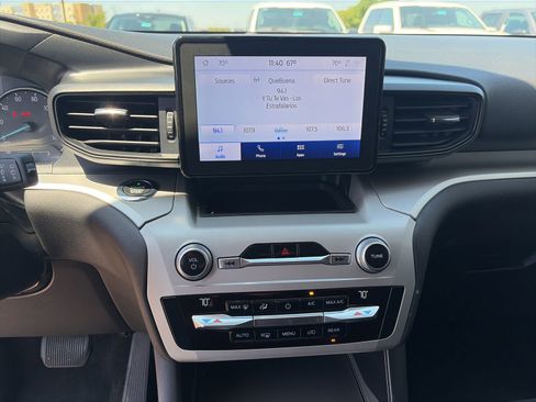 Used 2020 Ford Explorer XLT RWD image 19