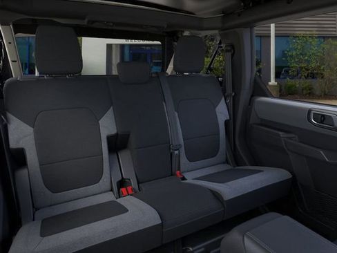 New 2025 Ford Bronco 4-Door image 11