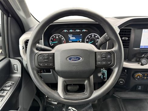 Used 2023 Ford F150 XL w/ Trailer Tow Package image 12