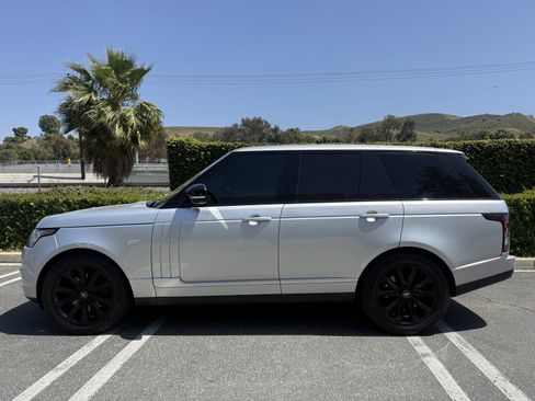 Used 2016 Land Rover Range Rover image 7